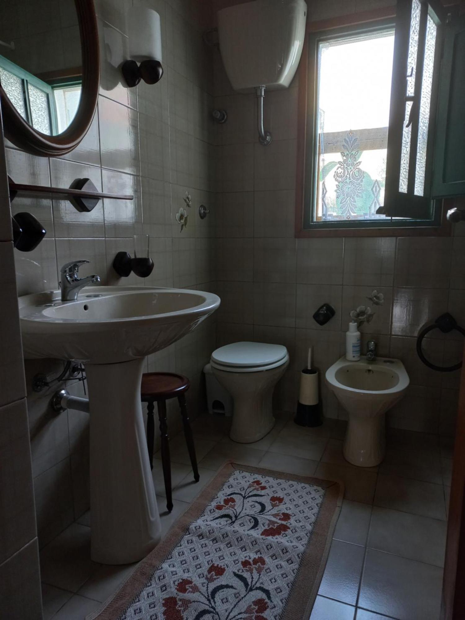 Is Brebus Hotel Villamassargia ภายนอก รูปภาพ
